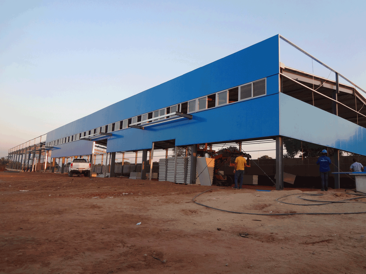 Steel Structure Warehouse in República de Moçambique