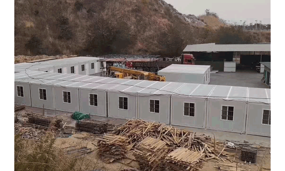  Foldable Container Houses
